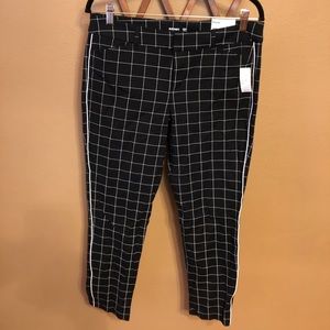 Old Navy Pixie Ankle Pant